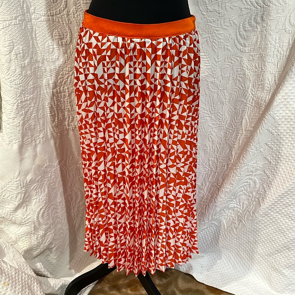 Future Collective geometric print skirt, size‎ 6, NWOT